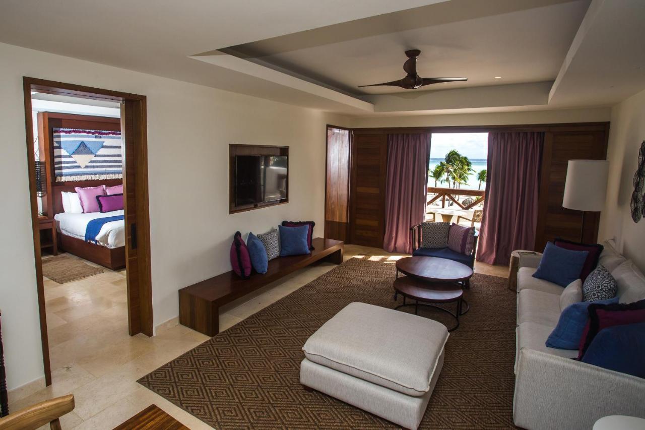 Preferred Club Master Suite Plunge Pool Ocean Front