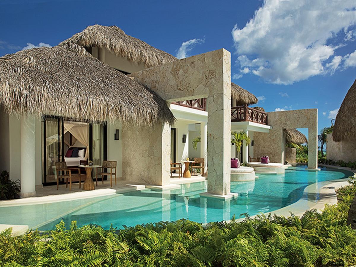 Preferred Club Bungalow Suite Swim Out Pool View